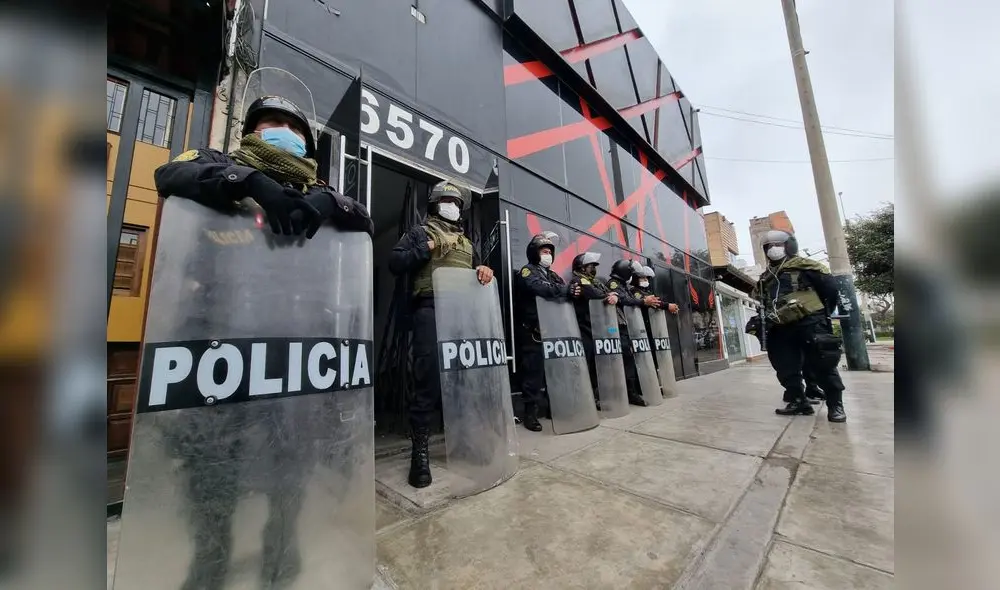 Policía intervino siete inmuebles por investigación sobre lavado de activos de presunta organización criminal. Foto: Joel Robles/ URPI-LR Policía intervino siete inmuebles por investigación sobre lavado de activos de presunta organización criminal. Foto: Joel Robles/ URPI-LR