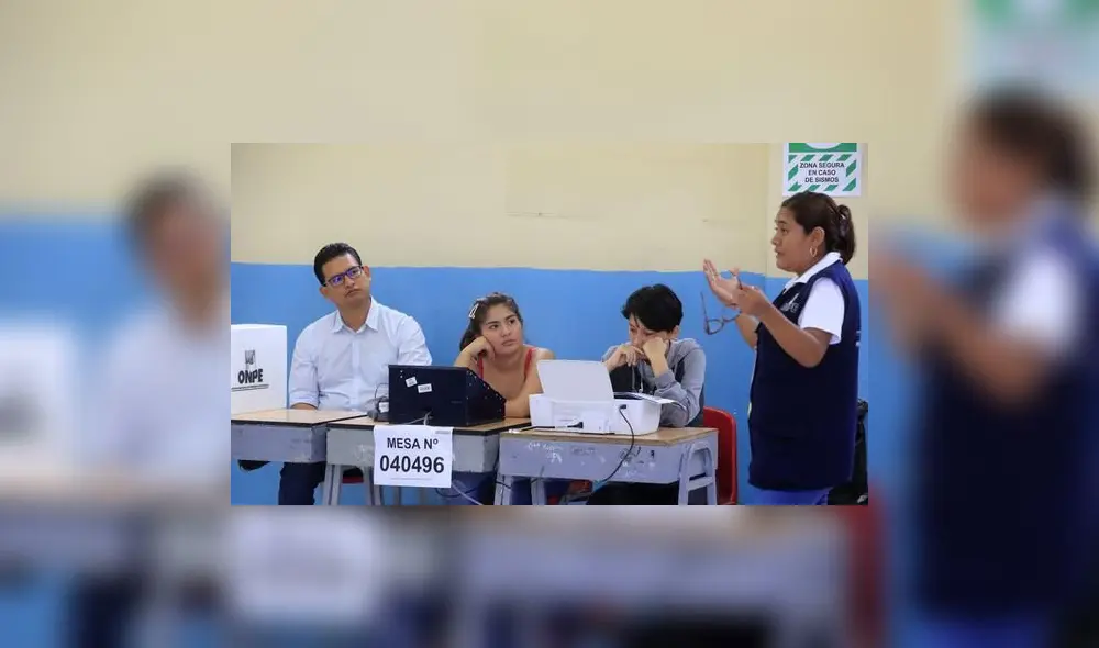 ¿Me puedo negar a ser miembro de mesa si estoy en la cola? Foto: ONPE