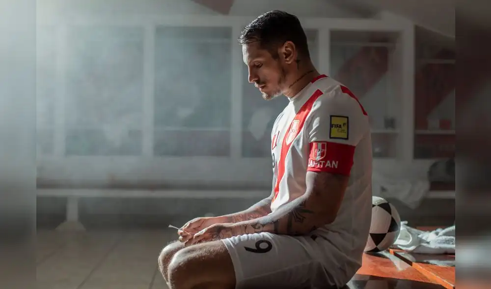 Contigo Capitán Temporada 1. Nikko Ponce in Contigo Capitán Temporada 1. Cr. Daniela Talavera/Netflix ©2022.