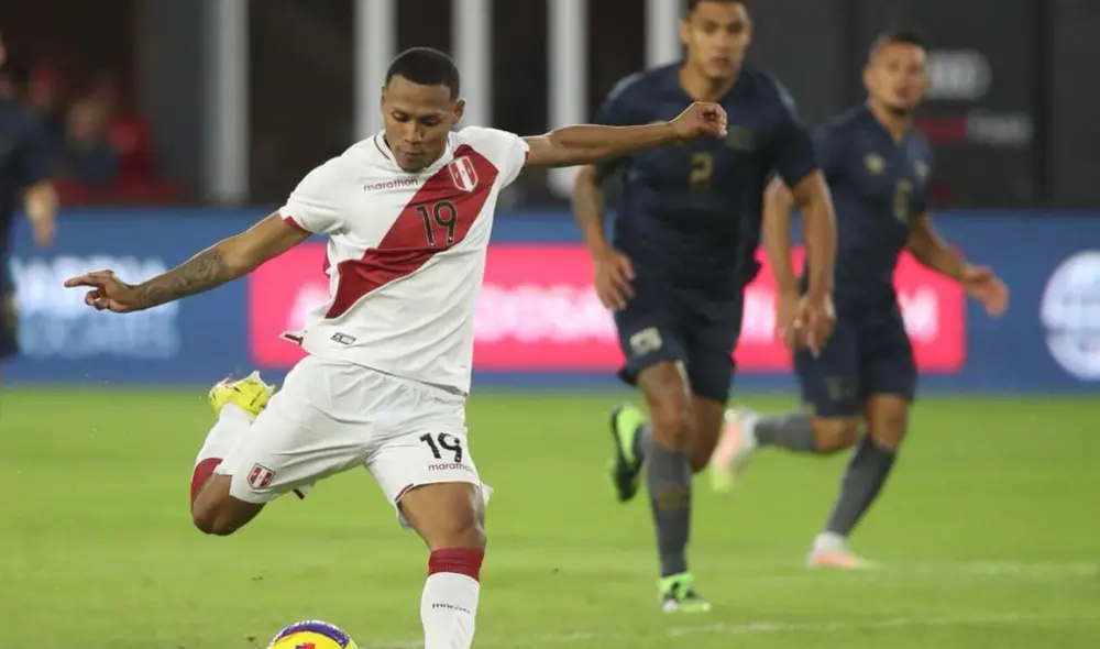 Bryan Reyna debutó con el gol. Se está ganando un lugar en la Bicolor. Foto: Twitter/Selección peruana Bryan Reyna debutó con el gol. Se está ganando un lugar en la Bicolor. Foto: Twitter/Selección peruana