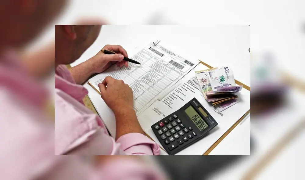 La especialista recomienda que los sueldos se declaren y que se registren los bienes. Foto: Estudio Fuentes