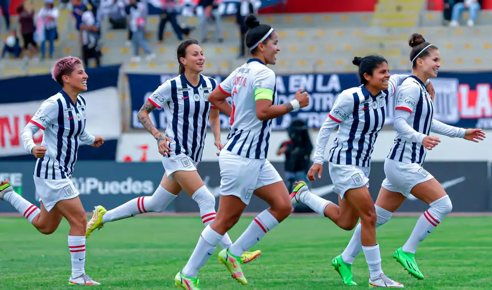 Las blanquiazules pueden volver a salir campeonas de la Liga Femenina. Foto: Alianza Lima Las blanquiazules pueden volver a salir campeonas de la Liga Femenina. Foto: Alianza Lima