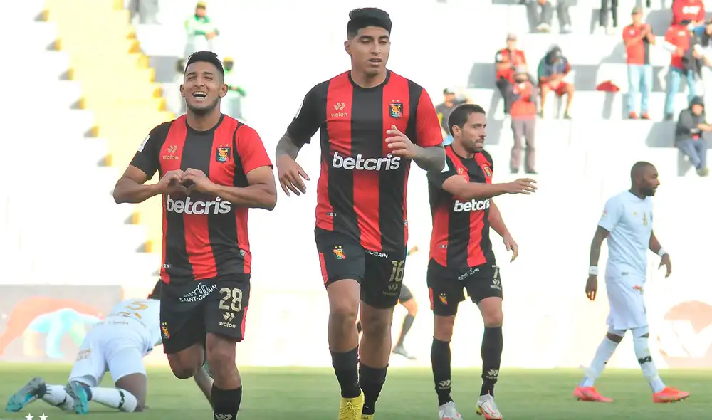 El Dominó llegó a los 25 puntos en la tabla de posiciones del Clausura. Foto: FBC Melgar El Dominó llegó a los 25 puntos en la tabla de posiciones del Clausura. Foto: FBC Melgar