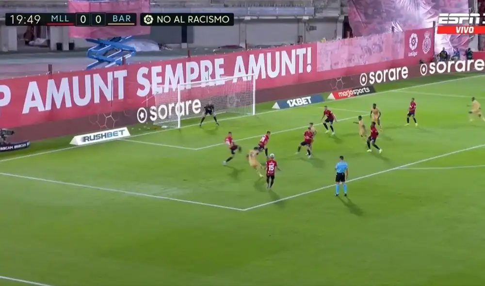 Golazo de Robert. Foto: captura ESPN