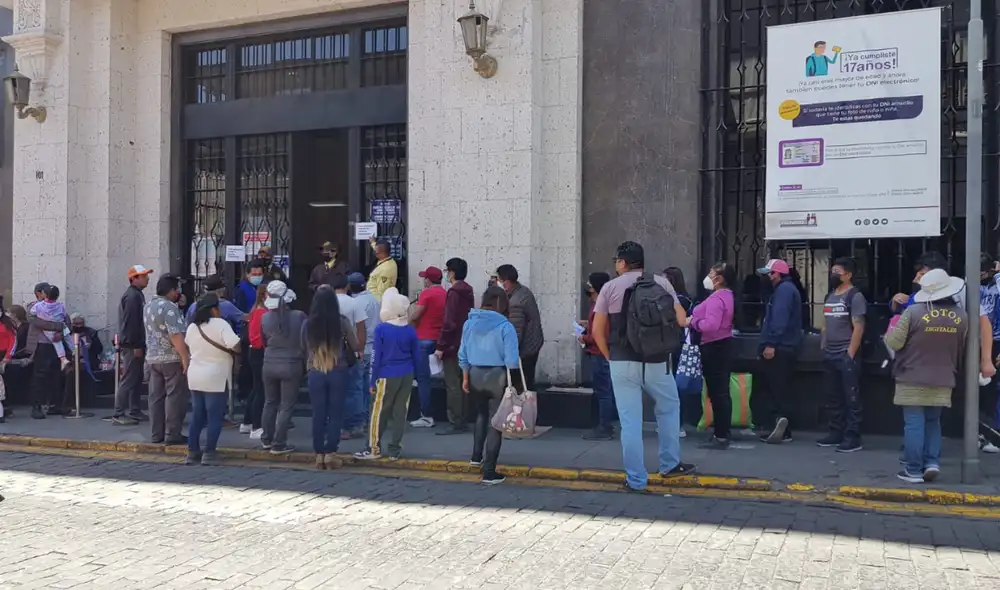 Exteriores de Reniec Arequipa. Foto: Wilder Pari/La República