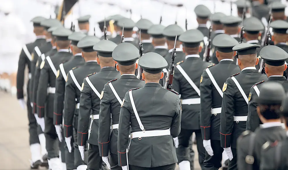 Turbulencia. El ministro del Interior, Willy Huerta, debe explicar por qué la PNP exceptúa de cumplir la ley a 48 oficiales para postular al ascenso de grado. Foto: difusión Turbulencia. El ministro del Interior, Willy Huerta, debe explicar por qué la PNP exceptúa de cumplir la ley a 48 oficiales para postular al ascenso de grado. Foto: difusión