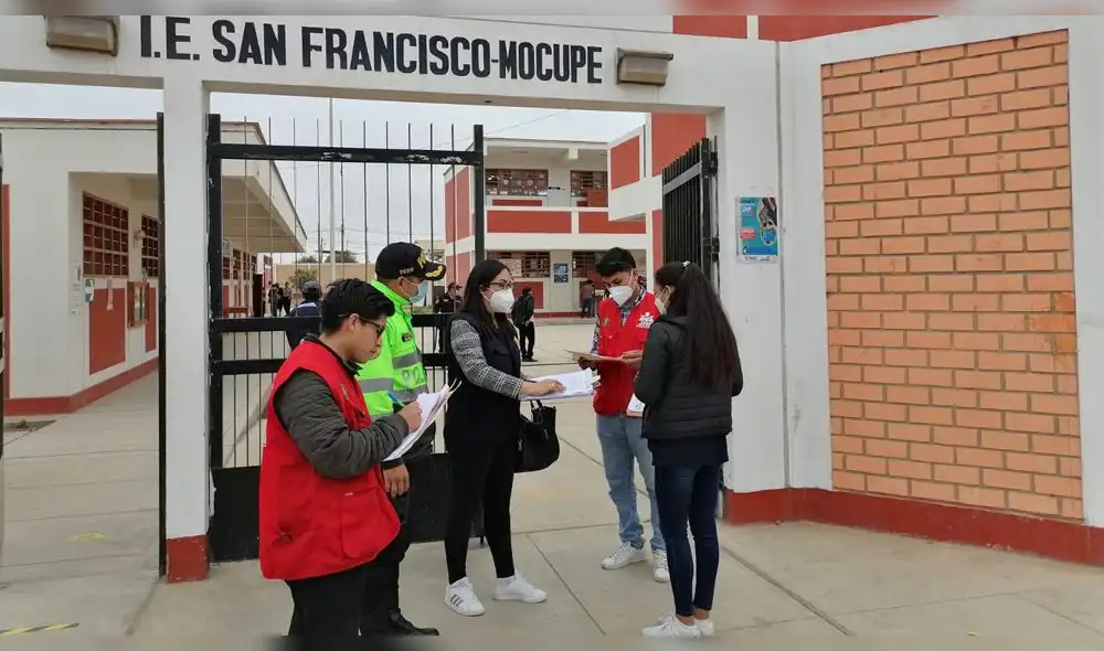 Fiscales supervisaron desarrollo de las elecciones 2022 en locales de votación en Lambayeque. Foto: Ministerio Público Fiscales supervisaron desarrollo de las elecciones 2022 en locales de votación en Lambayeque. Foto: Ministerio Público