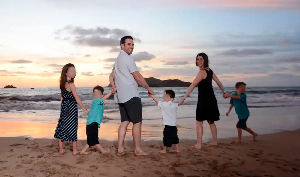 La familia tomó sus maletas y se enfrascaron en una aventura por el mundo que los ha llevado a tres continentes. Foto: Le monde plein leurs yeux/ Facebook La familia tomó sus maletas y se enfrascaron en una aventura por el mundo que los ha llevado a tres continentes. Foto: Le monde plein leurs yeux/ Facebook