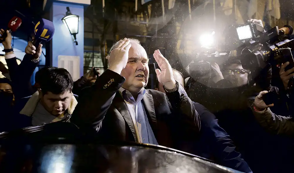 En su primera aparición pública luego de la votación, Rafael López Aliaga olvidó su discurso del “amor” y enfiló contra las organizaciones electorales, entre otros. Foto: John Reyes/La República