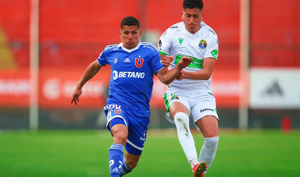 El club azul pelea coquetea desde hace varias temporadas con el descenso. Foto: Universidad de Chile