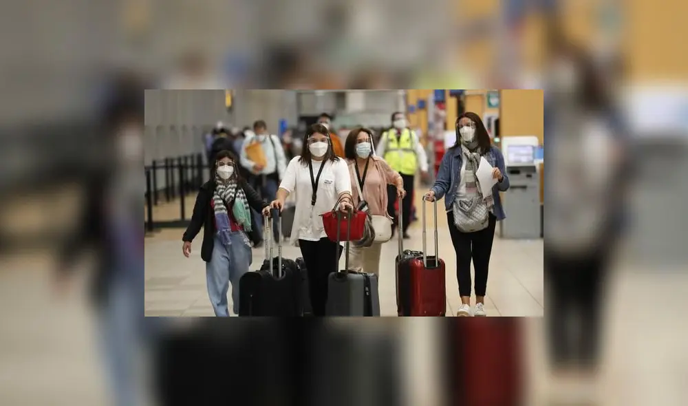 Los peruanos podrán aprovechar el feriado largo para viajar. Foto: EFE.