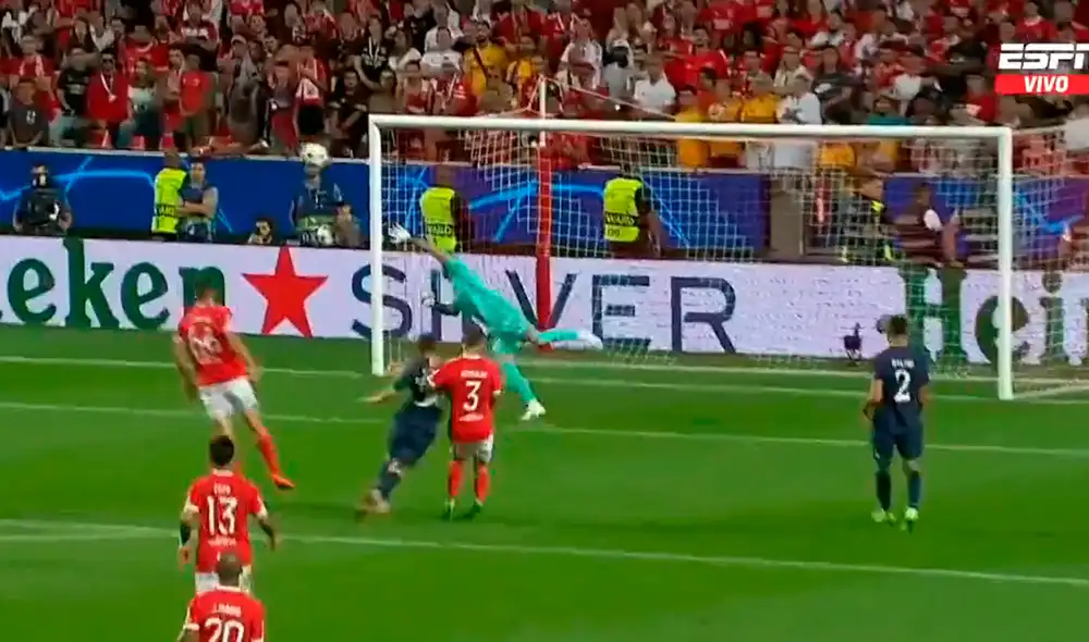 Lionel Messi abrió el marcador ante Benfica con un espectacular golazo. Foto: captura/ESPN 2 Lionel Messi abrió el marcador ante Benfica con un espectacular golazo. Foto: captura/ESPN 2