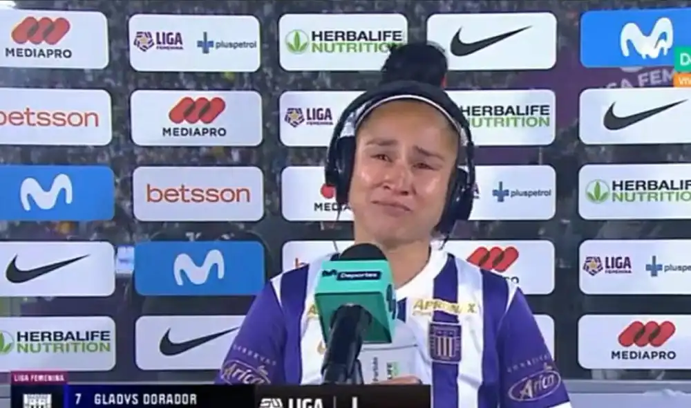 Sandy Dorador rompió en llanto tras obtener el bicampeonato. Foto: captura/Movistar Deportes Sandy Dorador rompió en llanto tras obtener el bicampeonato. Foto: captura/Movistar Deportes