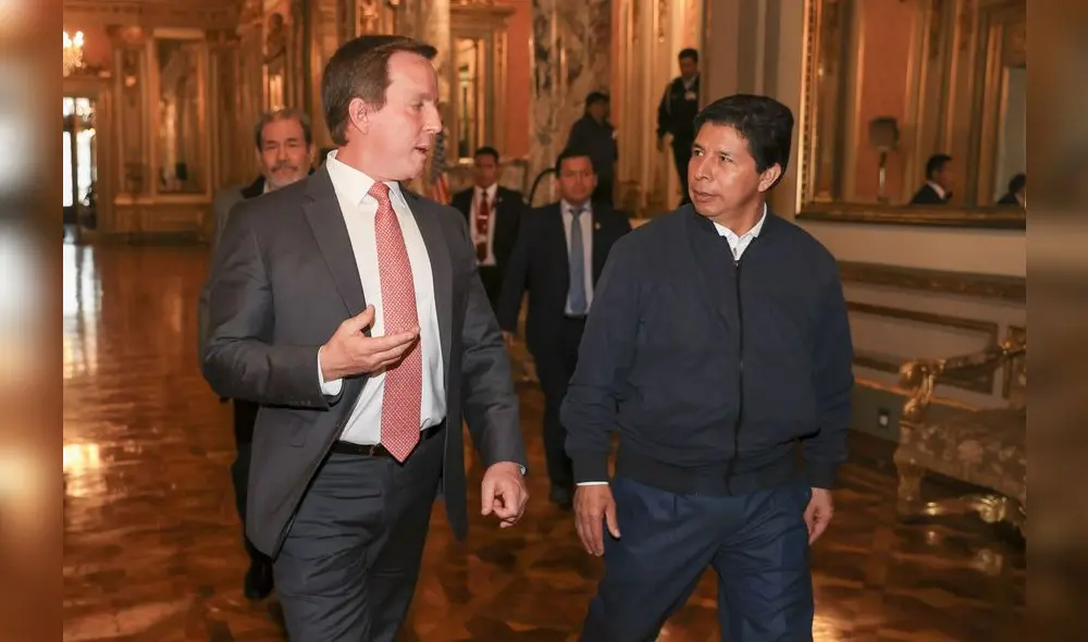 Pedro Castillo tuvo una reunión con el virtual alcalde electo de Magdalena del Mar, Francis Allison. Foto: Andina