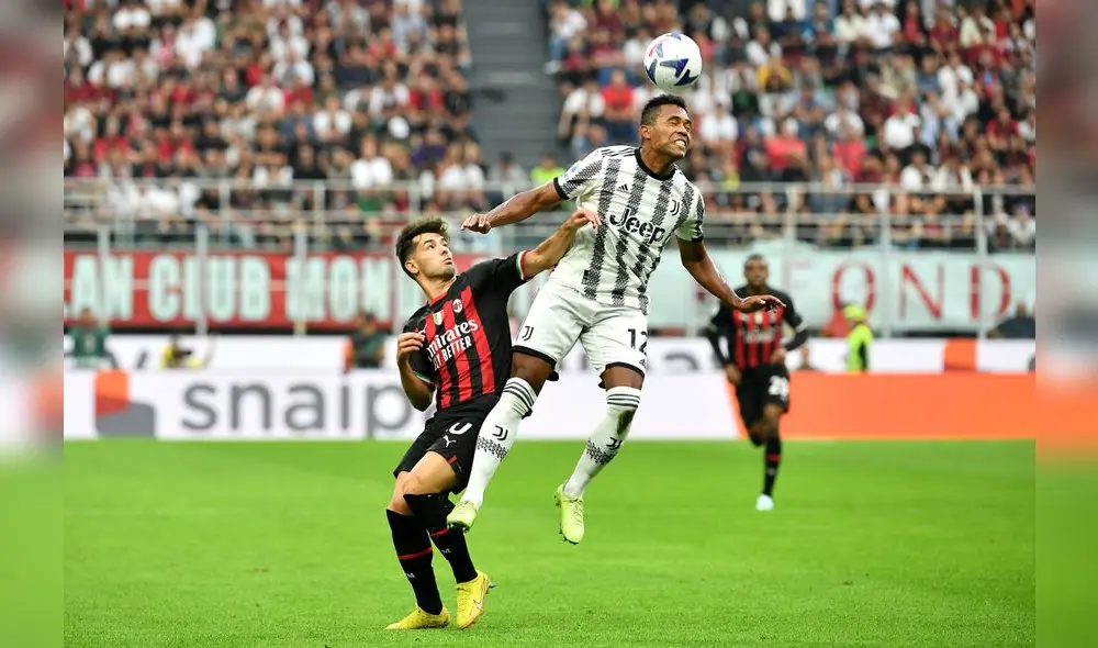 AC Milan vs. Juventus: los rossoneros se fueron al descanso con el 1-0 a su favor. Foto: AFP AC Milan vs. Juventus: los rossoneros se fueron al descanso con el 1-0 a su favor. Foto: AFP