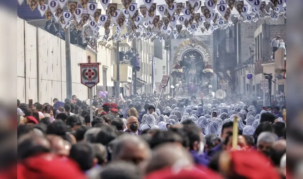 Señor de los Milagros: el sábado 8 de octubre se realizó el primer recorrido procesional del Cristo Morado. Foto: Antonio Melgarejo