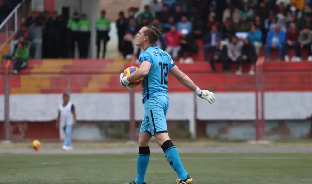 El arquero Patrick Zubczuk juega desde este 2022 en Cienciano. Foto: Club Cienciano