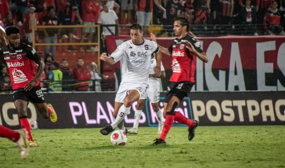 Ambos equipos buscarán la clasificación a la final en el partido de vuelta. Foto: Twitter Deportivo Saprissa Ambos equipos buscarán la clasificación a la final en el partido de vuelta. Foto: Twitter Deportivo Saprissa