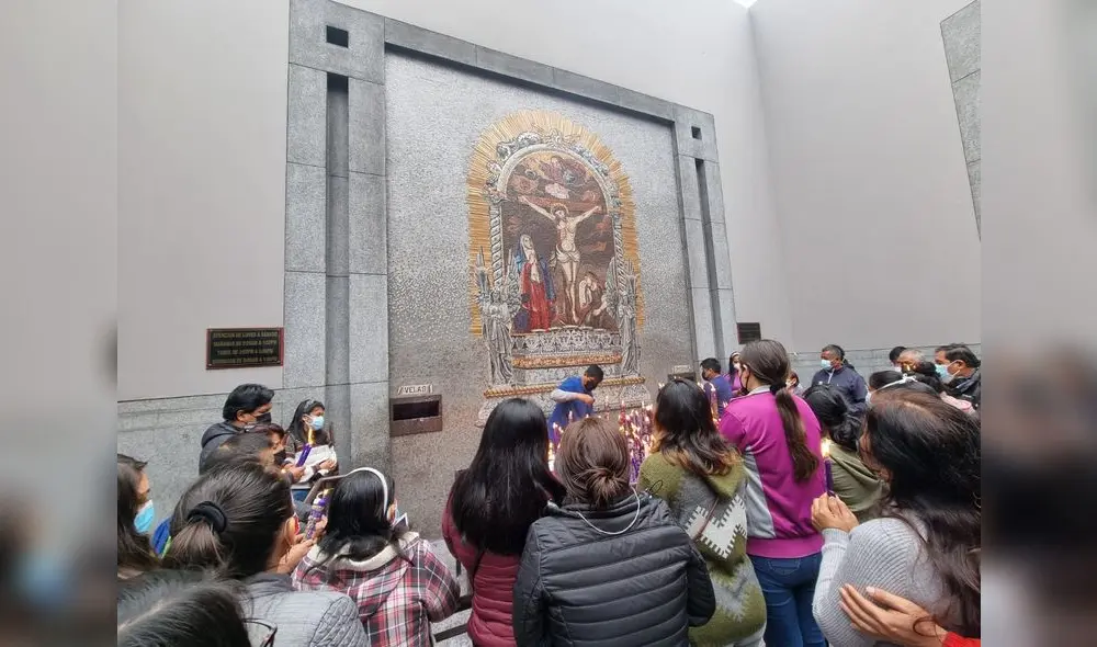 La procesión del Señor de los Milagros vuelve a salir el 18 de octubre. Foto: Maria Pia Ponce / URPI - LR