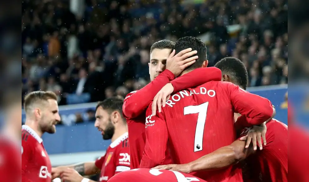 Cristiano Ronaldo entró en el minuto 25 tras la lesión de Martial. Foto: EFE Cristiano Ronaldo entró en el minuto 25 tras la lesión de Martial. Foto: EFE