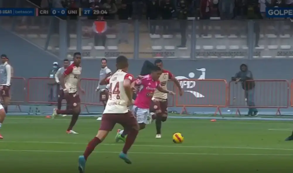 Grimaldo ingresó en el segundo tiempo. Foto: captura de GolPerú Grimaldo ingresó en el segundo tiempo. Foto: captura de GolPerú