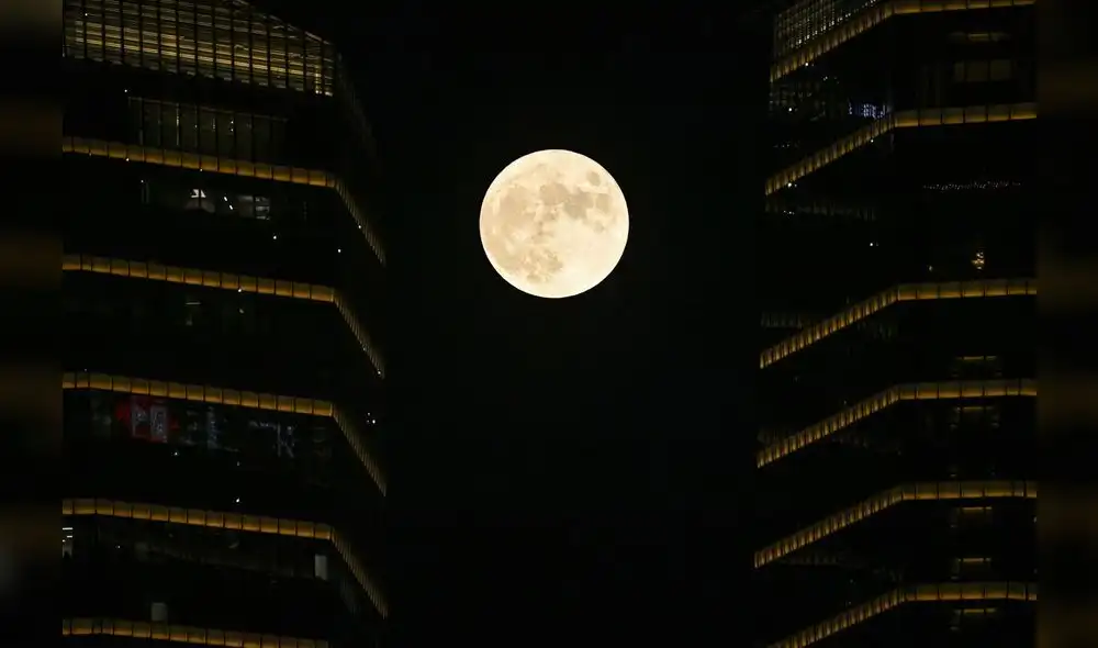 La luna llena de octubre será la luna del cazador. Foto: AFP