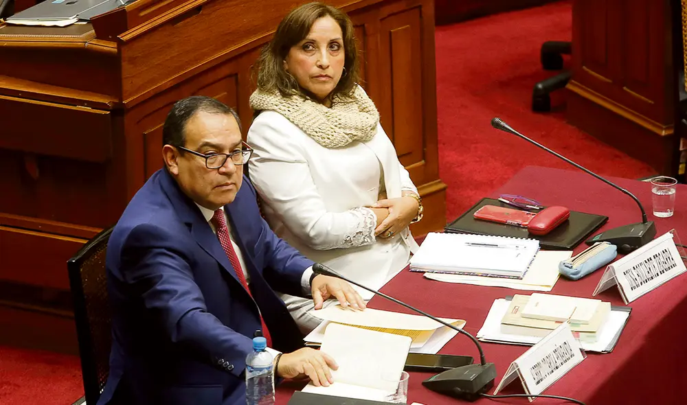 Defensa. Dina Boluarte acudió al Congreso para defenderse de dos denuncias constitucionales de la oposición, que apuntan a su destitución del cargo de vicepresidenta de la República. Foto: Félix Contreras/ La República
