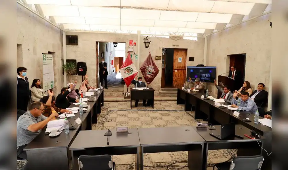 En la mira. Consejeros quieren interpelar a gerente de Autodema por retrasos en Majes II. Foto: La República/Rodrigo Talavera En la mira. Consejeros quieren interpelar a gerente de Autodema por retrasos en Majes II. Foto: La República/Rodrigo Talavera