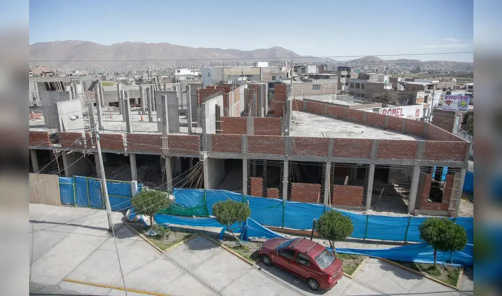 Detenida. Obra se encuentra abandonada desde hace varias semanas.  Se corre el riesgo que trabajos no se reinicien por falta de acuerdos. Foto: La República