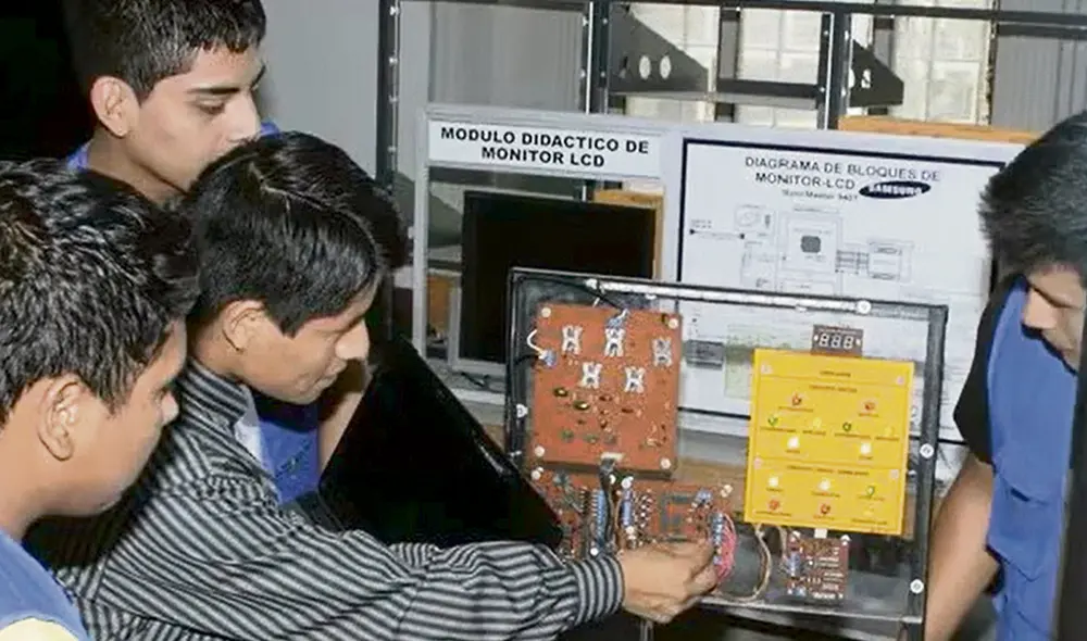 Algo más. Profesores de institutos ganarán S/69 por hora. Foto: difusión