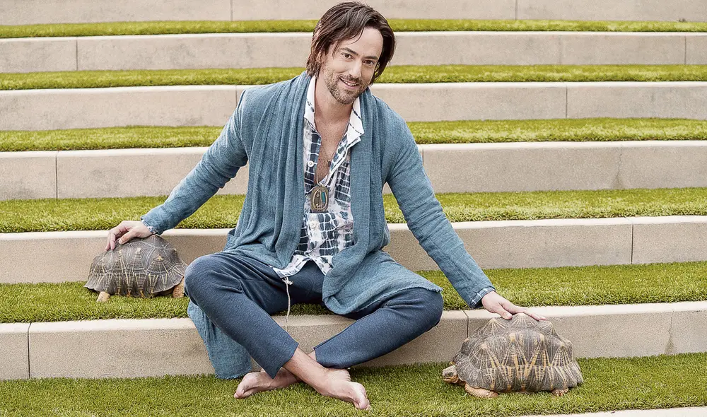 El actor mexicano Luis Méndez trabajó con la actriz peruana Stephanie Cayo en la serie 'Club de cuervos'. Foto: difusión