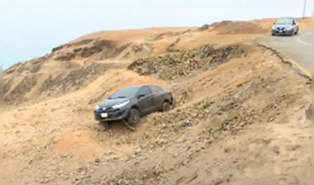 El chofer se habría despistado por exceso de velocidad, según la PNP. Foto: captura de Panamericana