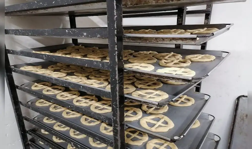 Roscas de muerto son consumidas durante las velaciones en Catacaos. Foto: Municipio de Catacaos