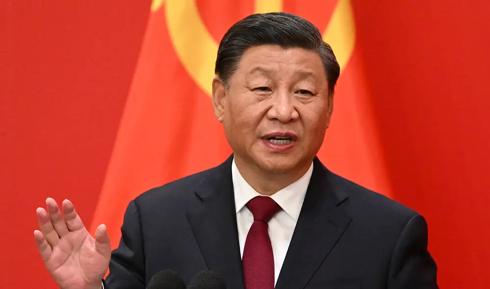 El presidente de China, Xi Jinping, habla durante la presentación a los medios de comunicación de los miembros del nuevo Comité Permanente del Partido Comunista Chino. Foto: AFP El presidente de China, Xi Jinping, habla durante la presentación a los medios de comunicación de los miembros del nuevo Comité Permanente del Partido Comunista Chino. Foto: AFP