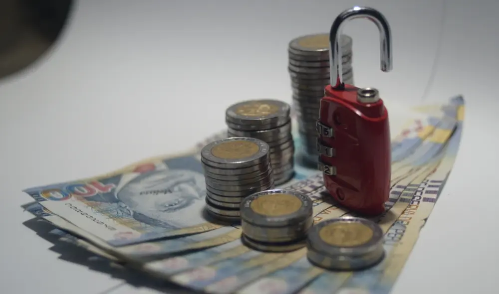 El cliente estará sujeto al pago de penalidades si realiza retiros parciales o totales en una cuenta a plazo fijo. Foto: Melissa Merino/La República