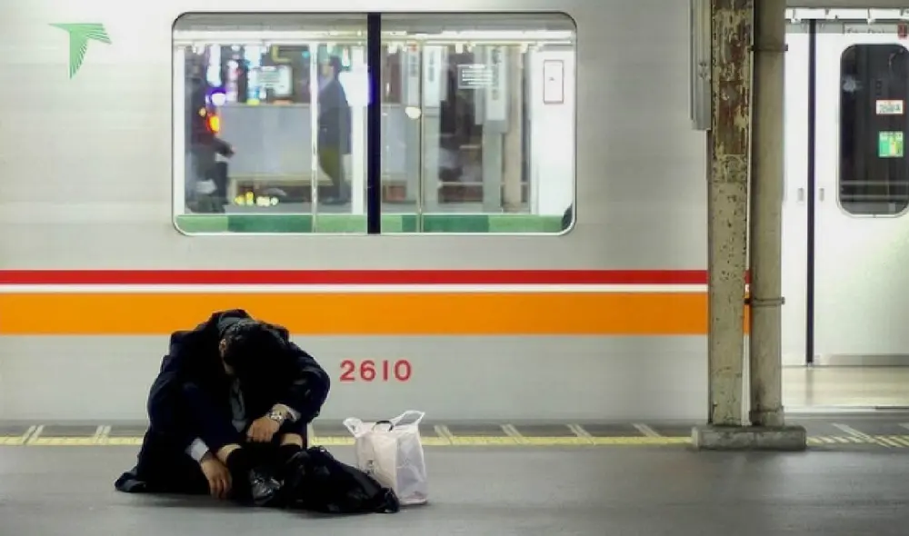 Según la OMS, alrededor de 9 millones de británicos sufre de soledad. Foto: Las 2 orillas Según la OMS, alrededor de 9 millones de británicos sufre de soledad. Foto: Las 2 orillas