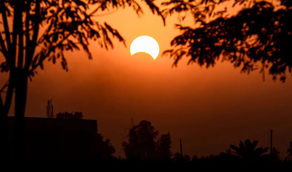 El eclipse solar del 25 de octubre será visible en zonas del norte y este de España. Foto: AFP / referencial