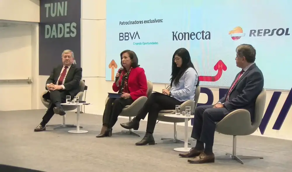 Mira la repetición del evento a través de las plataformas digitales de La República. Foto: Captura/YouTube Mira la repetición del evento a través de las plataformas digitales de La República. Foto: Captura/YouTube