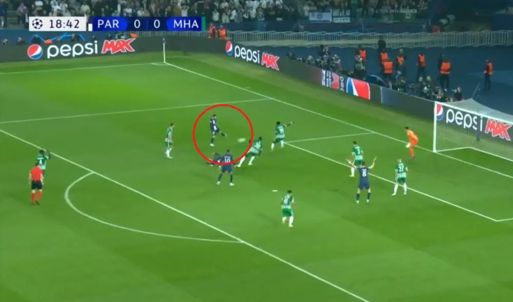 Golazo de Messi en Champions. Foto: captura ESPN