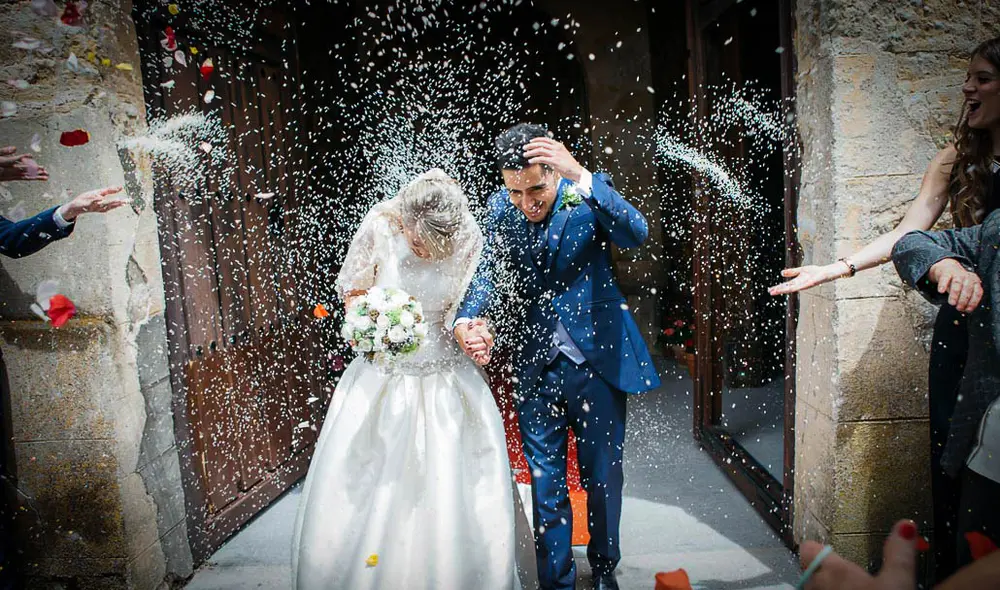 Descubre lo que significa que tiren arroz en las bodas. Foto: Joseluisleal.com Descubre lo que significa que tiren arroz en las bodas. Foto: Joseluisleal.com
