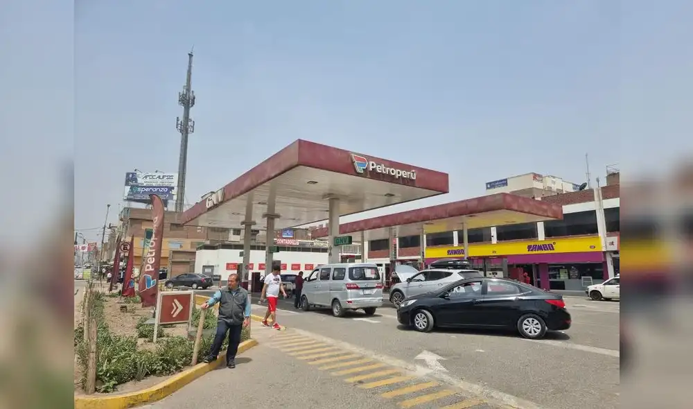 En Lima no hay desabastecimiento de combustible. Foto: Paolo Zegarra /URPI-LR