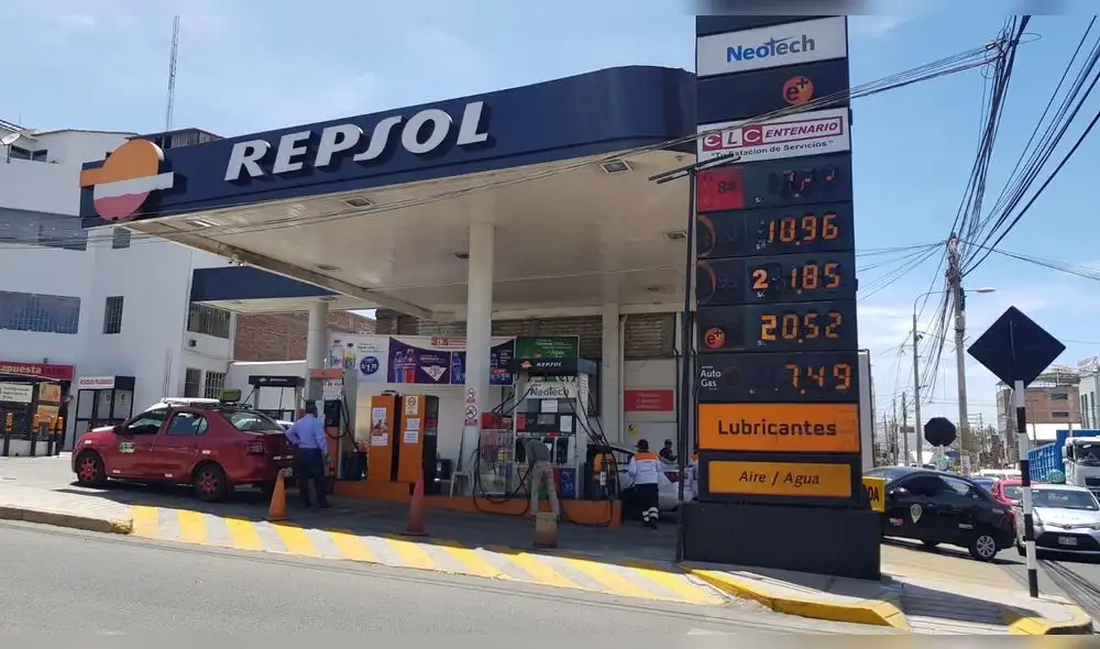 A nivel nacional tampoco se registró desabastecimiento de combustibles tras una tensa semana en el sector. Foto: Wilder Pari/URPI-LR