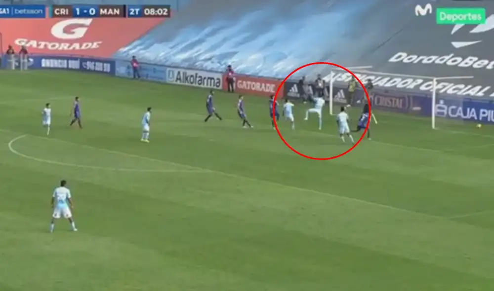 Escobar anotó su doblete y le está dando la victoria a Sporting Cristal. Foto: captura Movistar Deportes Escobar anotó su doblete y le está dando la victoria a Sporting Cristal. Foto: captura Movistar Deportes