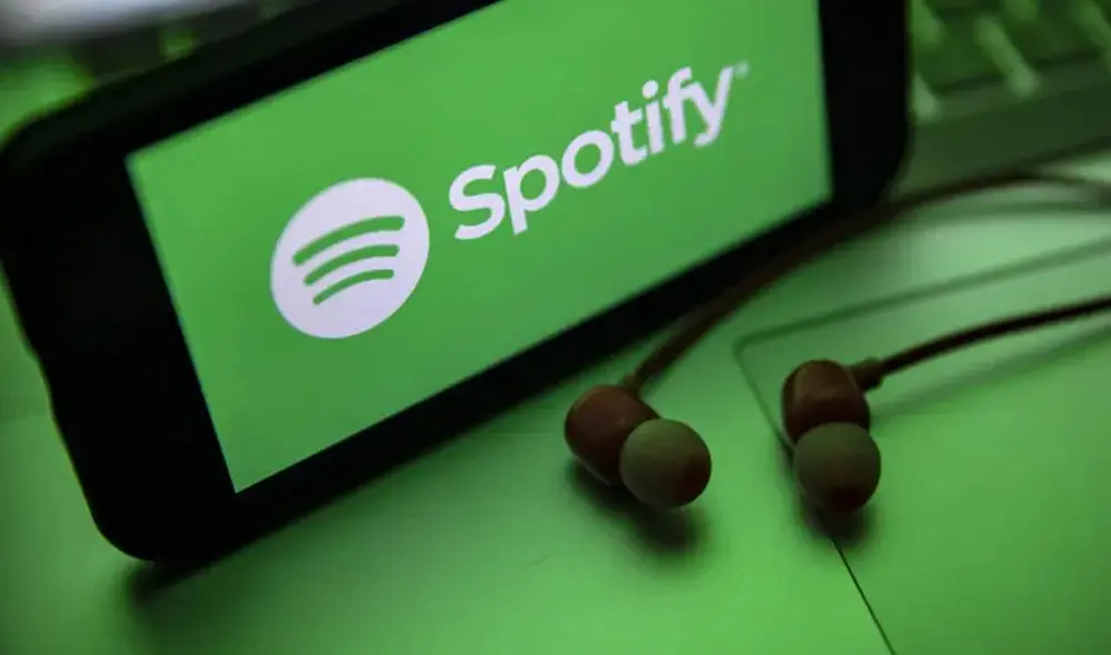 Para el tercer trimestre de 2022, Spotify reportó 456 millones de usuarios activos mensuales. Foto: FayerWayer