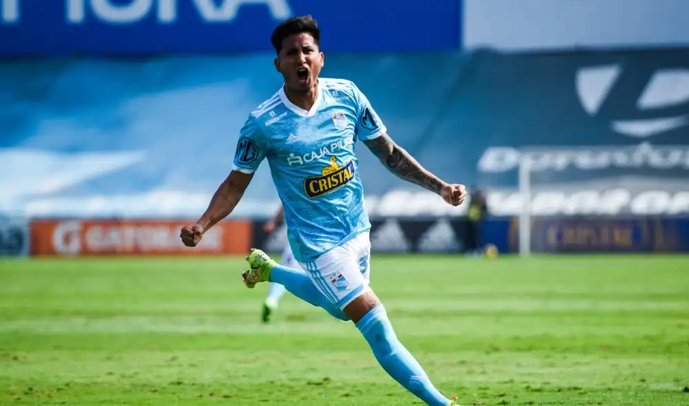 Escobar firmó un doblete ante los carlistas. Foto: Twitter/Sporting Cristal Escobar firmó un doblete ante los carlistas. Foto: Twitter/Sporting Cristal