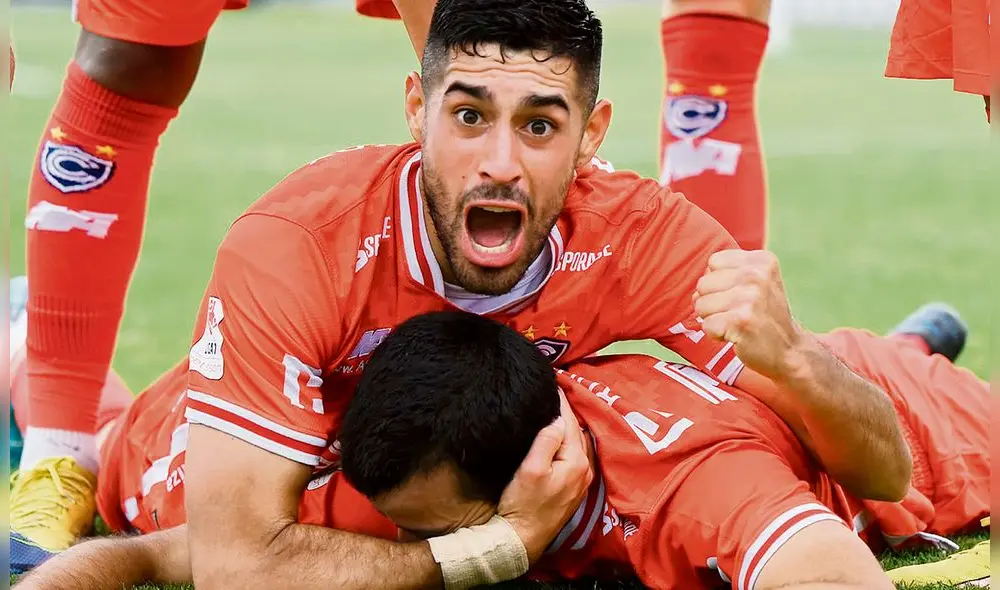 Festejo interminable de jugadores de Cienciano. Foto: La República Festejo interminable de jugadores de Cienciano. Foto: La República