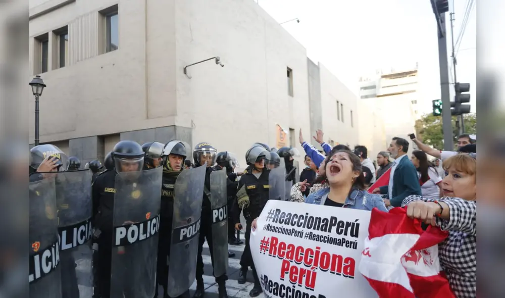La marcha del 5 de noviembre busca la vacancia presidencial. Conoce aquí todos los detalles. Foto: Carlos Félix/La República. La marcha del 5 de noviembre busca la vacancia presidencial. Conoce aquí todos los detalles. Foto: Carlos Félix/La República.