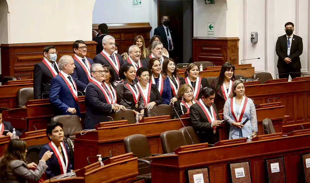 Mayoría. El fujimorismo y sus aliados aprobaron en primera y segunda votación su intención de incluir la semántica que defienden. Foto: Antonio Melgarejo/La República