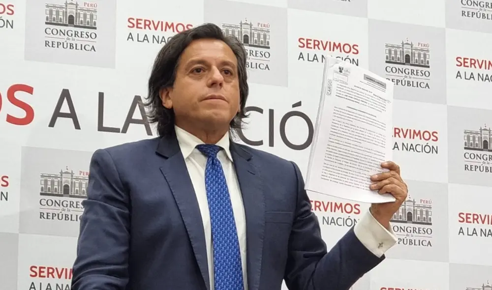 Edward Málaga pide la renuncia de ministra de Salud porque considera que su designación no asegura una adecuada gestión de esta ni otras crisis sanitarias. Foto: Gianella Aguirre / URPI-LR Edward Málaga pide la renuncia de ministra de Salud porque considera que su designación no asegura una adecuada gestión de esta ni otras crisis sanitarias. Foto: Gianella Aguirre / URPI-LR