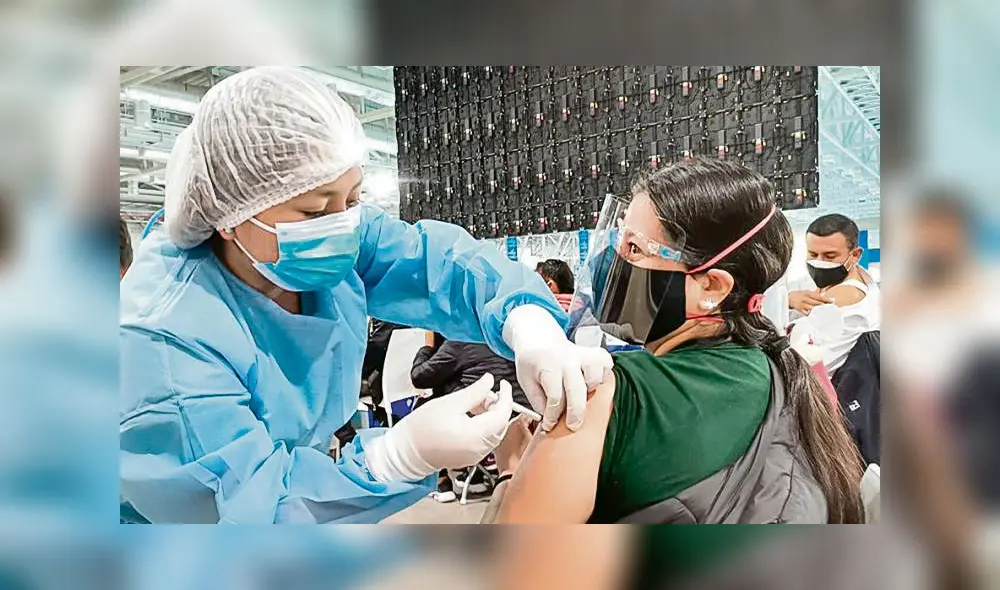 Ciudadanía puede acudir a cualquier vacunatorio del país. Foto: La República Ciudadanía puede acudir a cualquier vacunatorio del país. Foto: La República